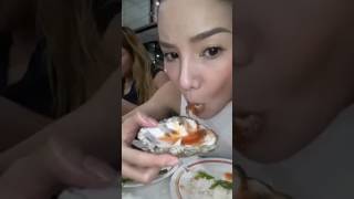 กินไปกับจ๋า - กุ้ง อบ ภู เขา ไฟ