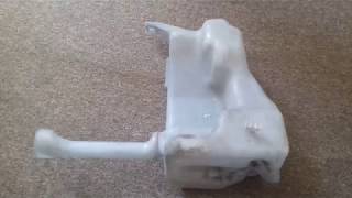 Бачок омывателя лобового стекла VW T4 1991-2004 701955453