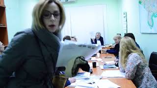 Уверенное поведение депутата Коньково Понкратовой