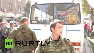 В День независимости Украины по Донецку провели пленных украинских военных