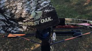 November Sportsman's Box - Mossy Oak Optics Wipe