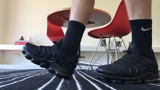 NIKE AIR VAPORMAX PLUS on feet