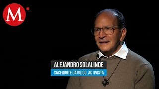 Alejandro Solalinde en Tragaluz con Fernando del Collado