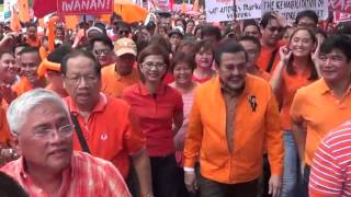 Joseph "Erap" Estrada files COC for Manila mayor