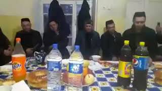 Отабек Мухаммадзохид барчани йиглатди