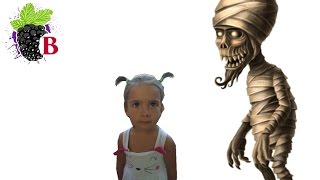 Craft the world  Монстры сражаются с гномами  Маленькая девочка геймер  Игра про гномов копателей