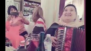 ТАУС БАНТАЕВА - ГРОЗНАЯ...ВЕЛИКАЯ ПЕВИЦА РОССИИ "ШУТОЧНАЯ"