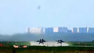 Взлёт пары МиГ-31БМ