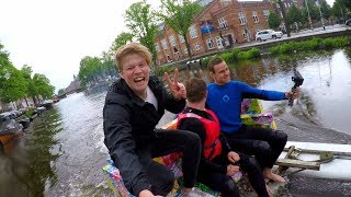 Met zelfgemaakt JETsurfbank door AMSTERDAMSE grachten!