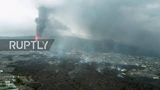 Spain: Drone footage shows extent of devastation on La Palma as volcano eruption enters 4th day
