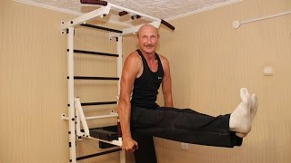 Шведская стенка для взрослых. Мужик в 52 года держит уголок на шведской стенке круче чем ты в 25!!!