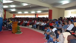 Dok Humas Untad, Sosiolog & Pisikolog  Elizabeth.T Santosa, M Psi Berdialog dengan Mahasiswa Untad