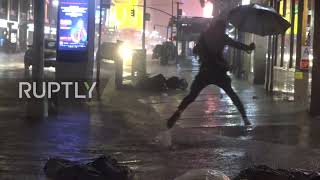USA: NYC subway suspended as flash flooding hits stations