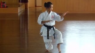 11 Year Old Girl Karate Champion in Japan!