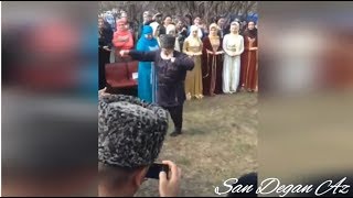 ДЕД ПОКАЗАЛ МОЛОДЫМ КАК ТАНЦЕВАТЬ В 90 ЛЕТ