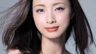 上戸彩、ツヤツヤ肌見せのCM公開　『コーセー エスプリーク』新商品CM発表会