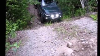 Путешествие по лесовозной дороге 110 км на двух джипах на реку Поди ,Хабаровского края.