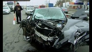 Смертельна ДТП у Львові: неповнолітній водій на «Mercedes» влетів у будинок