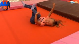 Кукла Штеффи и Ярослава - прогулка к водопаду. Видео для детей. Водопад Дюден Анталия Турция