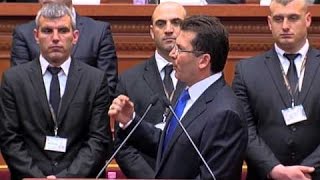 A1 Report - Mediu: Dorëhiqu si unë në 2008 Meta:Vrave 30 vetë, Doshi si molla