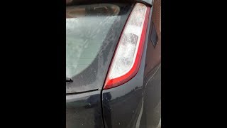 EASY WALKTHROUGH GUIDE Replace Ford Focus rear brake and indicator tail light bulb