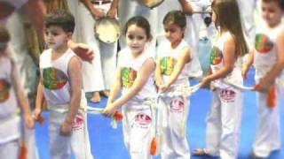 Professor Montanha - Abada Capoeira - Capoeira Infantil 2008