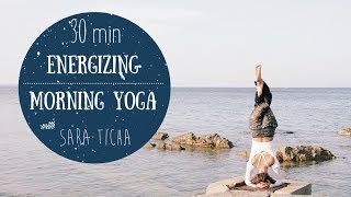 30 min Energizing Morning Yoga with Sara Ticha (Level 2)