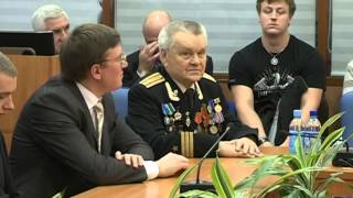КОМАНДИР АТОМНОГО ПОДВОДНОГО КРЕЙСЕРА "КАРЕЛИЯ" РАССКАЗАЛ СТУДЕНТАМ О СЛУЖБЕ