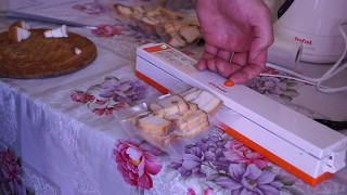 Запаковка домашним вакууматором продуктов