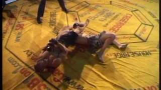 Impossible Submission Escape - Sami Berik Vs UFC veteran Andre Winner
