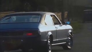 Ford Granada Ghia Coupé Dropping Well 1978