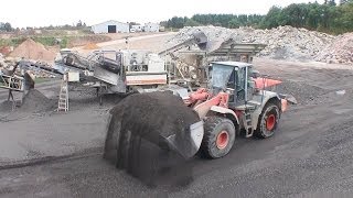 Metso Nordberg Impact Crusher And Hitachi ZW310 Wheelloader Crushing Asphalt