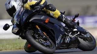 2008 Yamaha YZF-R6 - Supersport Shootout IV - MotoUSA