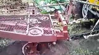 Jinma 244 и роторный плуг.