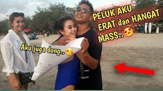 HUG ME ITS MY BIRTHDAY, PELUK CEWEK BULE DAN LOKAL BIKIN KATAGIHAN, #CHALLENGE