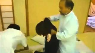 Убийственный массаж,шокирующее видео и комменты.