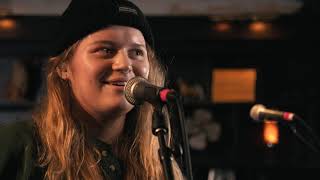 girl in red - watch you sleep (Live on KEXP)