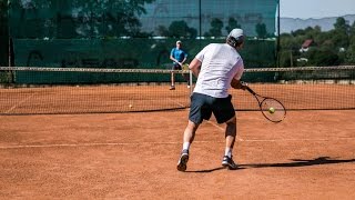 Идеальная погода для игры в большой теннис под открытым небом