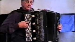 Юрий Вострелов (баян). Шендерев. Во лесочке