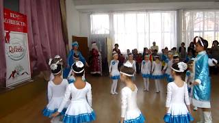НОВОГОДНИЙ КОНЦЕРТ. СНЕЖИНОК ХОРОВОД! ПЕСЕНКА СНЕГУРОЧКИ