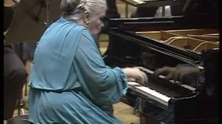 Nikolayeva-Tchaikovsky-Piano Concerto No.1-part 4 of 4 (HD)