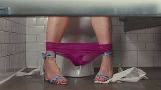 Болтовня о сексе в туалете — «Девушка без комплексов» (2015) cцена 1/10 HD