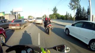На Kawasaki ZX12R по городу