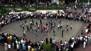 Presentación del Cascanueces en la Plaza de la Cultura
