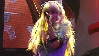 Mad T Party - Wrecking Ball