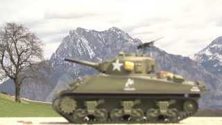 Panzer U.S. Sherman M4A3 1/16 von HENG LONG: 9700681, 9700682