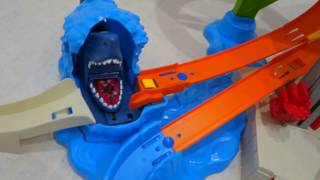 Хот Вилс Невообразимый гараж Hot Wheels Ultimate Garage Мега парковка ХОТВИЛС с трассами и машинками