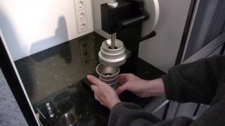 HG One Grinder and KvdW Speedster Work Flow (French Roast Doppio)