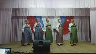 Женский вокальный ансамбль "Вубуртчин" - "Ходят песни над рекою"  "Ой со вечёра с полуночи"