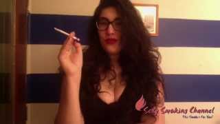 Sexy Smoking Fetish Clip 01